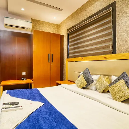 The Ashoka Hotel Indore Exterior photo