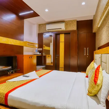 The Ashoka Hotel Indore Exterior photo