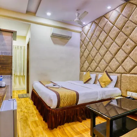 The Ashoka Hotel Indore Exterior photo